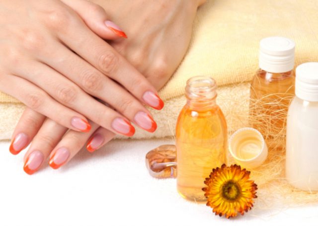 Oil for nails