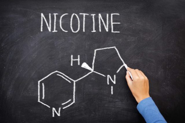 нікотин
